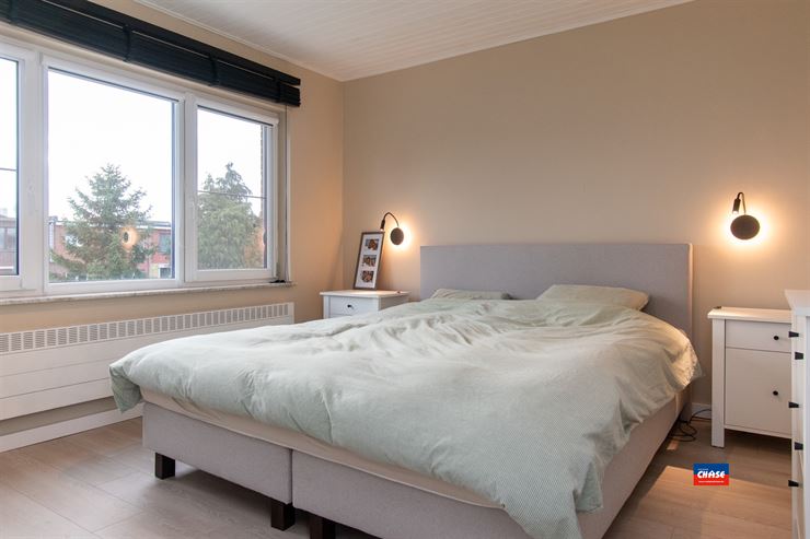 Foto 21 : Bel-étage te 2660 HOBOKEN (België) - Prijs &euro; 495.000