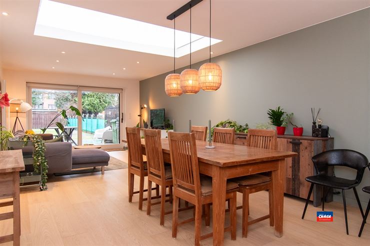 Rijwoning te 2660 HOBOKEN (België) - Prijs &euro; 425.000