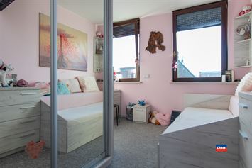 Foto 15 : Bel-étage te 2660 HOBOKEN (België) - Prijs &euro; 375.000