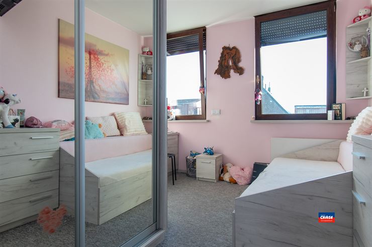 Foto 15 : Bel-étage te 2660 HOBOKEN (België) - Prijs &euro; 375.000