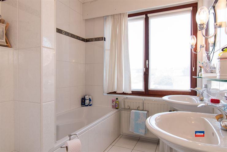 Foto 14 : Rijwoning te 2660 HOBOKEN (België) - Prijs &euro; 424.900