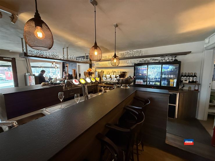 Handelsfonds over te nemen te 2340 BEERSE (België) - Prijs &euro; 160.000