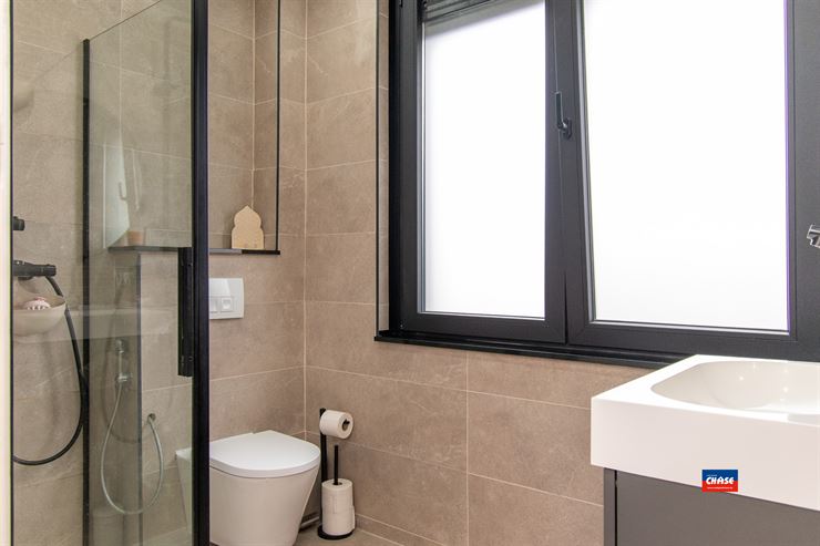 Foto 14 : Bel-étage te 2660 HOBOKEN (België) - Prijs &euro; 445.000