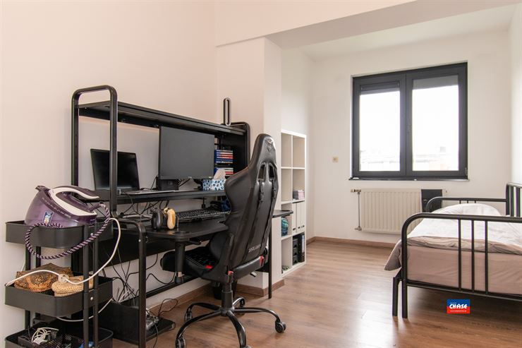 Foto 12 : Bel-étage te 2660 HOBOKEN (België) - Prijs &euro; 445.000