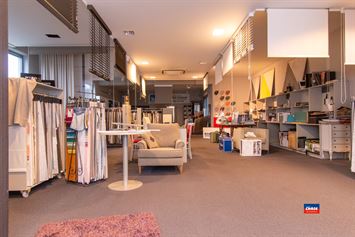 Foto 9 : Gemengd gebouw te 2160 WOMMELGEM (België) - Prijs &euro; 2.495.000