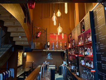 Foto 4 : Handelsfonds over te nemen te 2000 ANTWERPEN (België) - Prijs &euro; 70.000