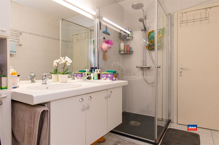 Foto 12 : Appartement te 2660 HOBOKEN (België) - Prijs &euro; 235.000