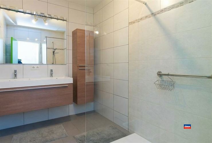 Foto 11 : Appartement te 2660 HOBOKEN (België) - Prijs &euro; 289.000