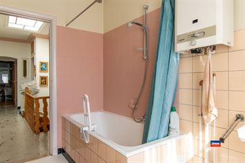 Foto 12 : Bel-étage te 2610 WILRIJK (België) - Prijs &euro; 299.900