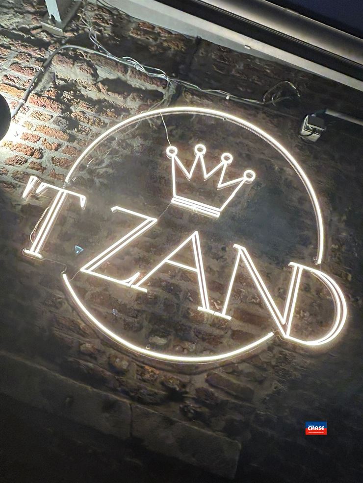 Foto 12 : Handelsfonds over te nemen te 2000 ANTWERPEN (België) - Prijs &euro; 140.000