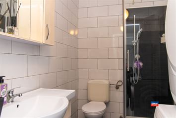 Foto 10 : Appartement te 2100 DEURNE (België) - Prijs &euro; 220.000