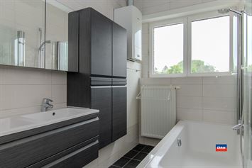 Foto 7 : Bel-étage te 2610 WILRIJK (België) - Prijs &euro; 415.000