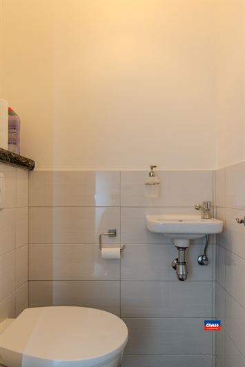 Foto 11 : Bel-étage te 2610 WILRIJK (België) - Prijs &euro; 415.000