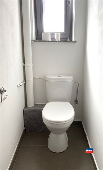 Foto 9 : Appartement te 2660 HOBOKEN (België) - Prijs &euro; 700