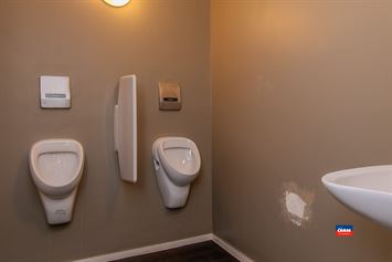 Foto 11 : Kantoor te 2020 ANTWERPEN (België) - Prijs &euro; 850