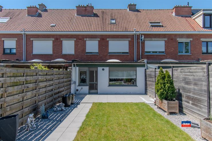 Foto 12 : Rijwoning te 2660 HOBOKEN (België) - Prijs &euro; 345.000