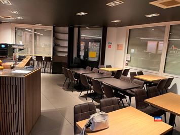 Foto 6 : Handelsfonds over te nemen te 2100 DEURNE (België) - Prijs &euro; 230.000