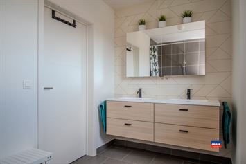 Foto 17 : Rijwoning te 2660 HOBOKEN (België) - Prijs &euro; 489.000