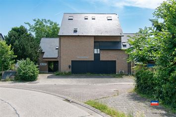 Foto 1 : Villa te 1982 WEERDE (België) - Prijs &euro; 950.000