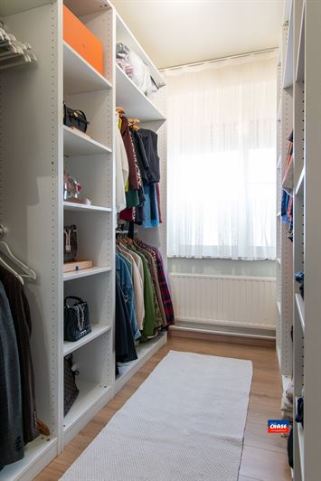 Foto 18 : Half open bebouwing te 2660 HOBOKEN (België) - Prijs &euro; 485.000