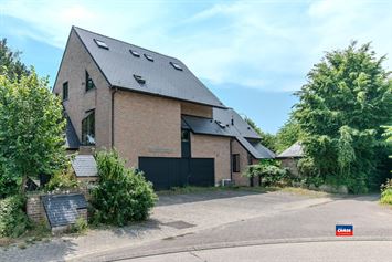 Foto 2 : Villa te 1982 WEERDE (België) - Prijs &euro; 950.000