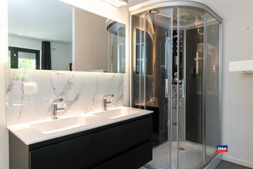 Foto 10 : Villa te 1982 WEERDE (België) - Prijs &euro; 950.000