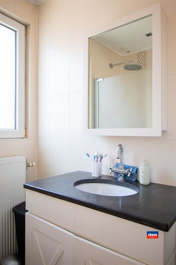 Foto 13 : Huis te 2660 HOBOKEN (België) - Prijs &euro; 420.000