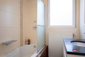 Foto 12 : Huis te 2660 HOBOKEN (België) - Prijs &euro; 420.000
