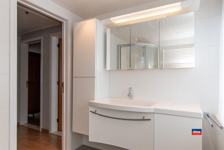 Foto 13 : Rijwoning te 2660 HOBOKEN (België) - Prijs &euro; 349.000
