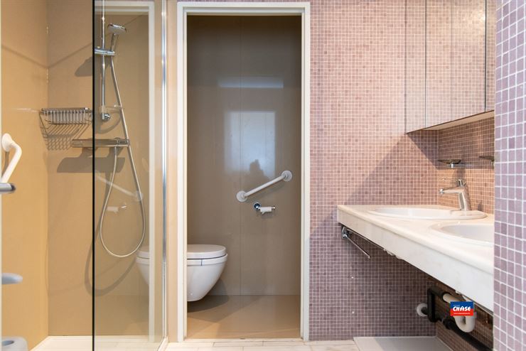 Foto 20 : Gelijkvloers appartement te 2020 ANTWERPEN (België) - Prijs &euro; 949.000