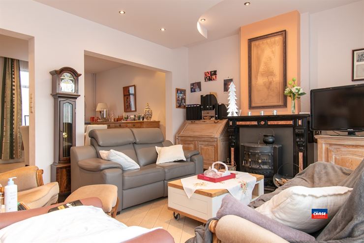 Foto 13 : Gemengd gebouw te 2660 HOBOKEN (België) - Prijs &euro; 425.000