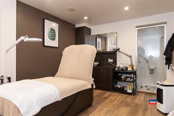 Foto 6 : Gemengd gebouw te 2660 HOBOKEN (België) - Prijs &euro; 425.000