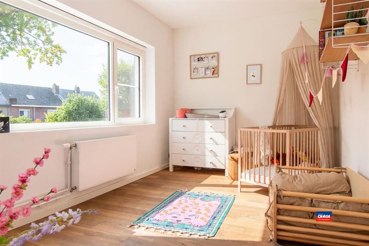Foto 17 : Half open bebouwing te 2630 AARTSELAAR (België) - Prijs &euro; 719.000