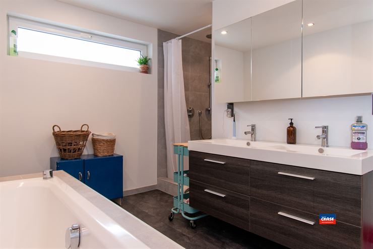 Foto 14 : Huis te 2660 HOBOKEN (België) - Prijs &euro; 374.000