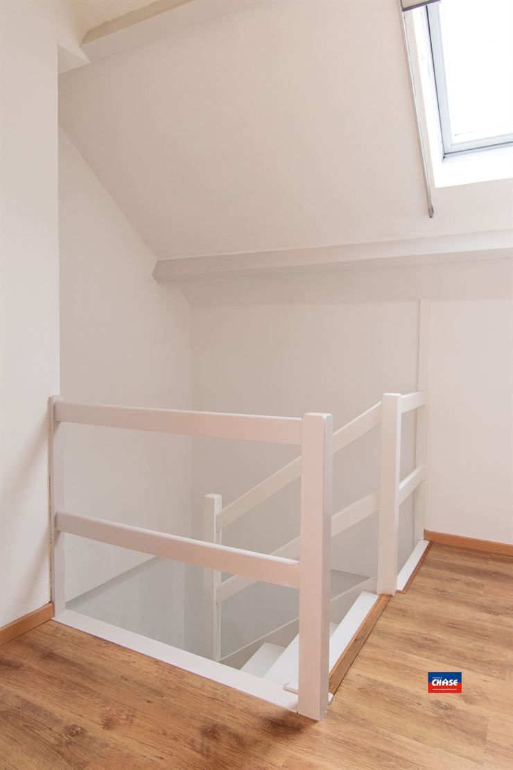 Foto 14 : Half open bebouwing te 2660 HOBOKEN (België) - Prijs &euro; 399.000
