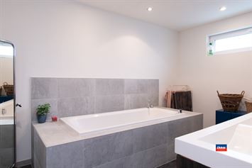 Foto 13 : Huis te 2660 HOBOKEN (België) - Prijs &euro; 374.000