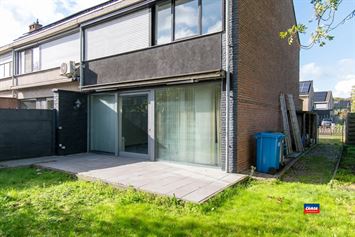 Foto 7 : Half open bebouwing te 2660 HOBOKEN (België) - Prijs &euro; 399.000