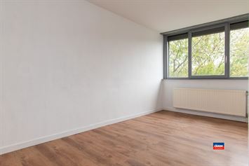 Foto 10 : Half open bebouwing te 2660 HOBOKEN (België) - Prijs &euro; 399.000