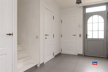 Foto 8 : Half open bebouwing te 2660 HOBOKEN (België) - Prijs &euro; 399.000