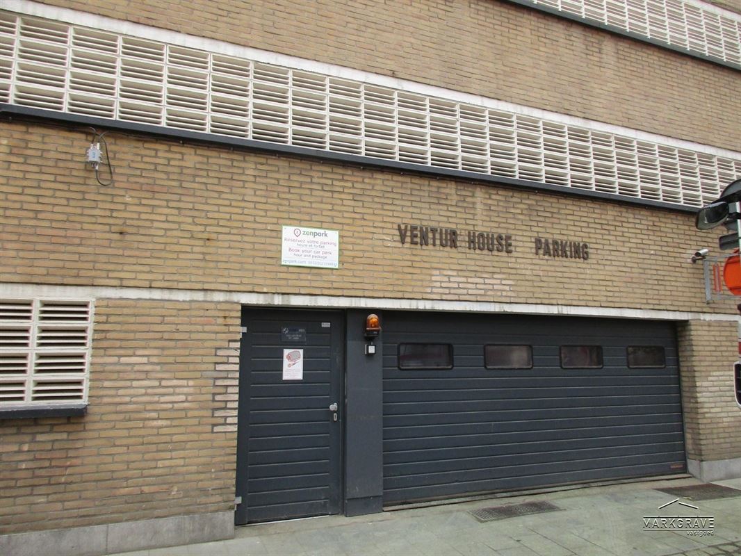Parkeer plaats gelijkvloers