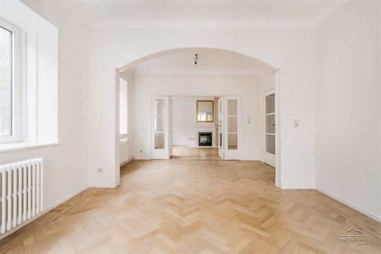 Appartement met/of bureau Praktijkruimte