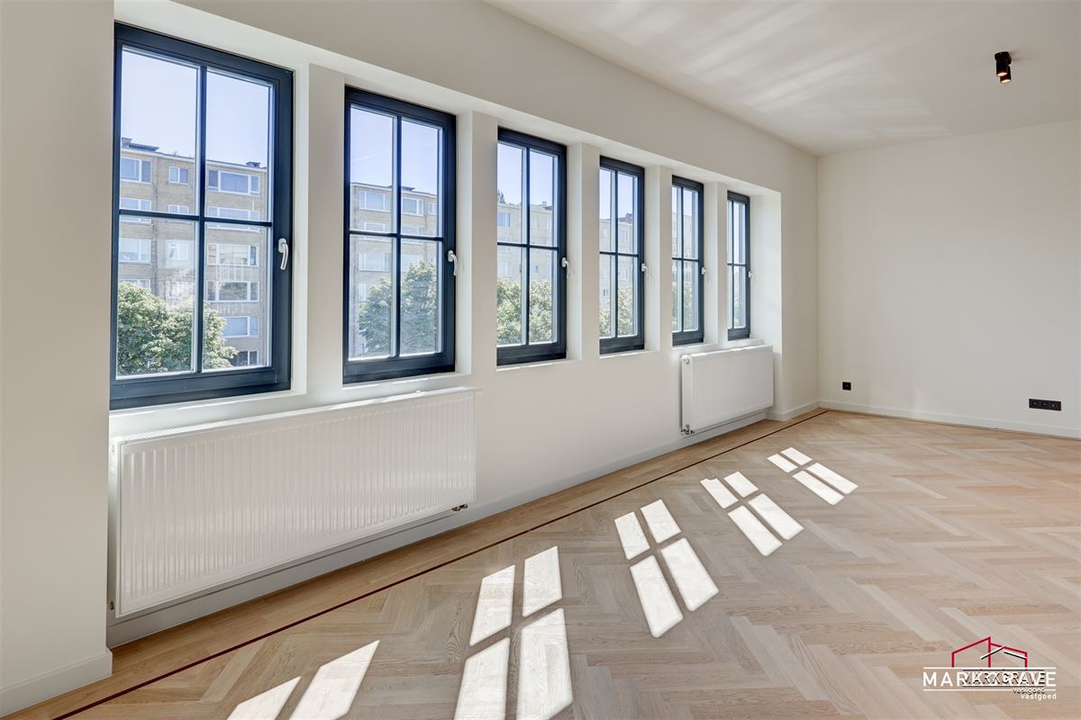 Unieke duplex appartement Antwerpen -penthouse, art Deco, groot dakterras, energetisch gerenoveerd & instapklaar-