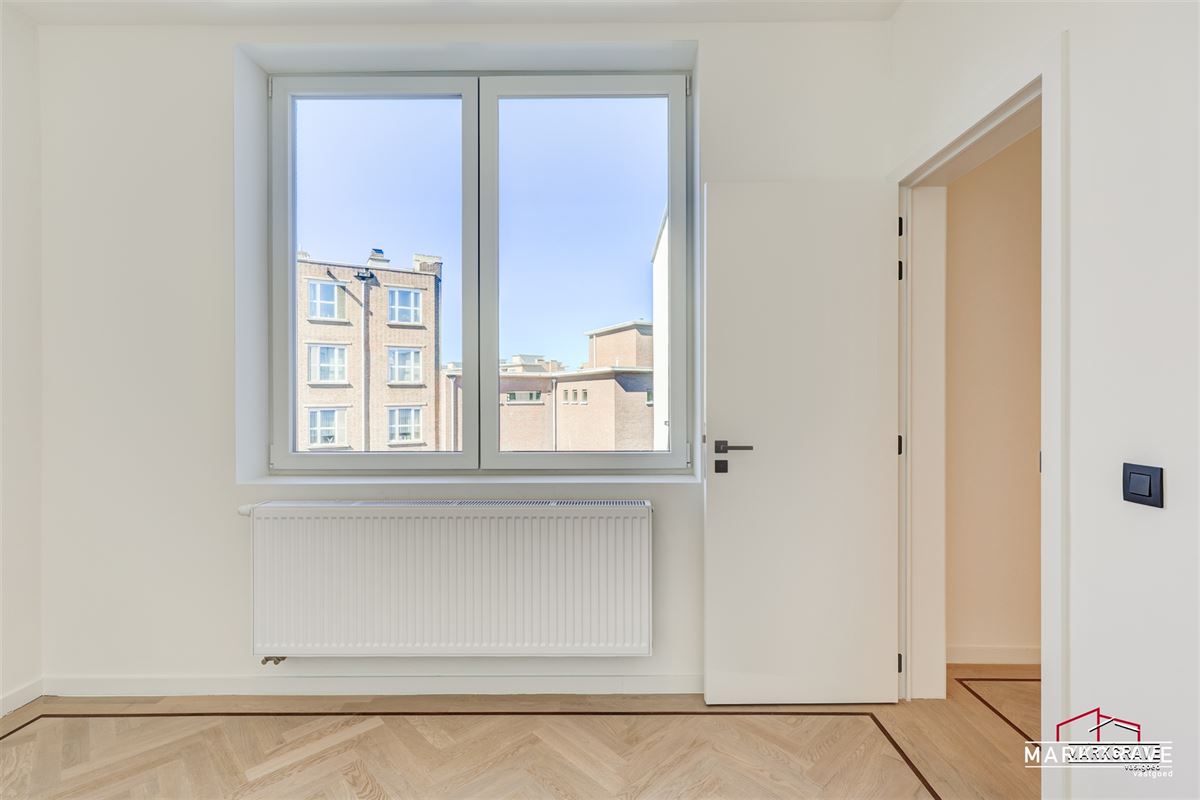 Unieke duplex appartement Antwerpen -penthouse, art Deco, groot dakterras, energetisch gerenoveerd & instapklaar-