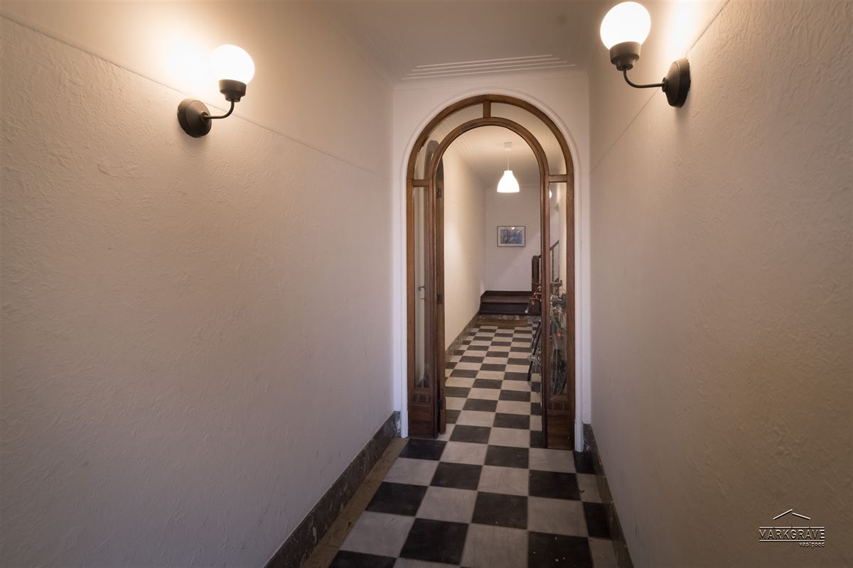 Art Deco appartement te koop Antwerpen – gerenoveerd en instapklaar