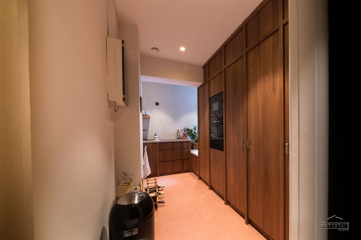 Art Deco appartement te koop Antwerpen – gerenoveerd en instapklaar