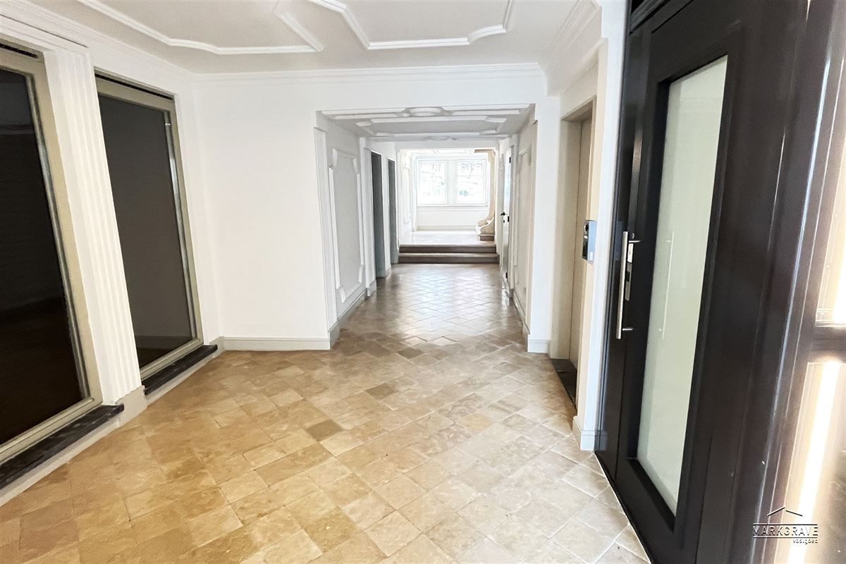 Appartement in Monumentaal complex met gemeenschappelijke tuin