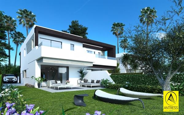 Marbella - Estepona: prachtige half open bebouwingen aan de golf "La Resina" aan de kust van Marbella!