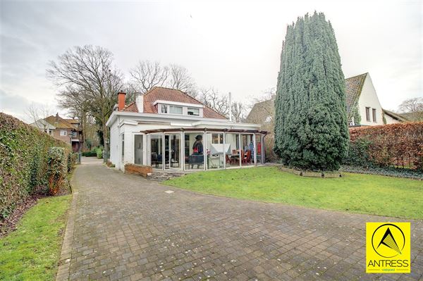 Huis te 2540 HOVE (België) - Prijs 