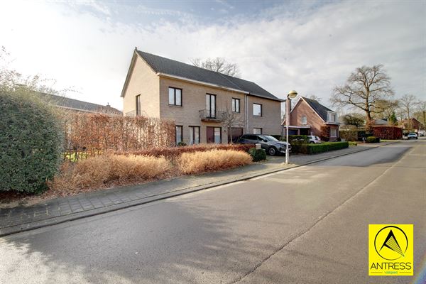 Huis te 2620 HEMIKSEM (België) - Prijs 