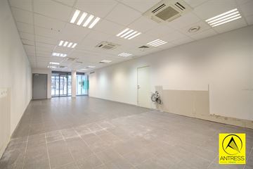 Foto 1 : Handelspand te 2640 MORTSEL (België) - Prijs € 1.700